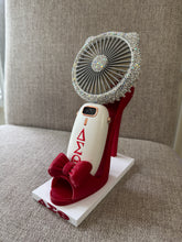 Load image into Gallery viewer, Delta Shoe Desktop Stand
