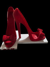 Load image into Gallery viewer, Delta Shoe Desktop Stand