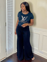 Load image into Gallery viewer, LV - Living Victoriously